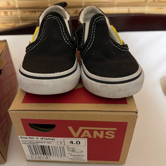 Vans slip ons 2 pairs flames & dragon - Picture 7 of 9